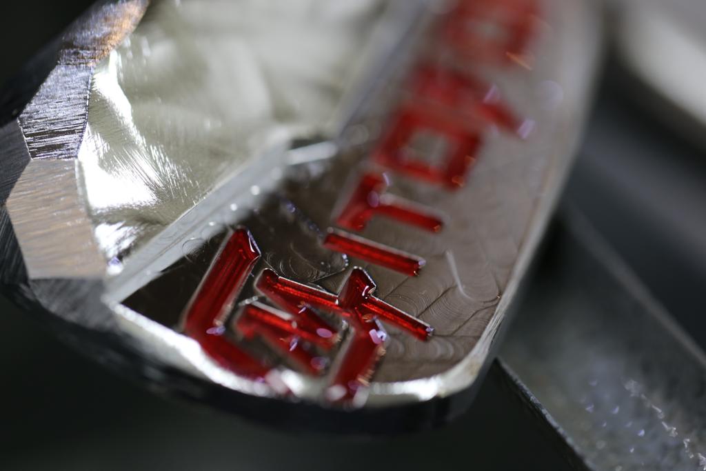 ITOBORI WEDGE VR3 SNOW CHROME RED